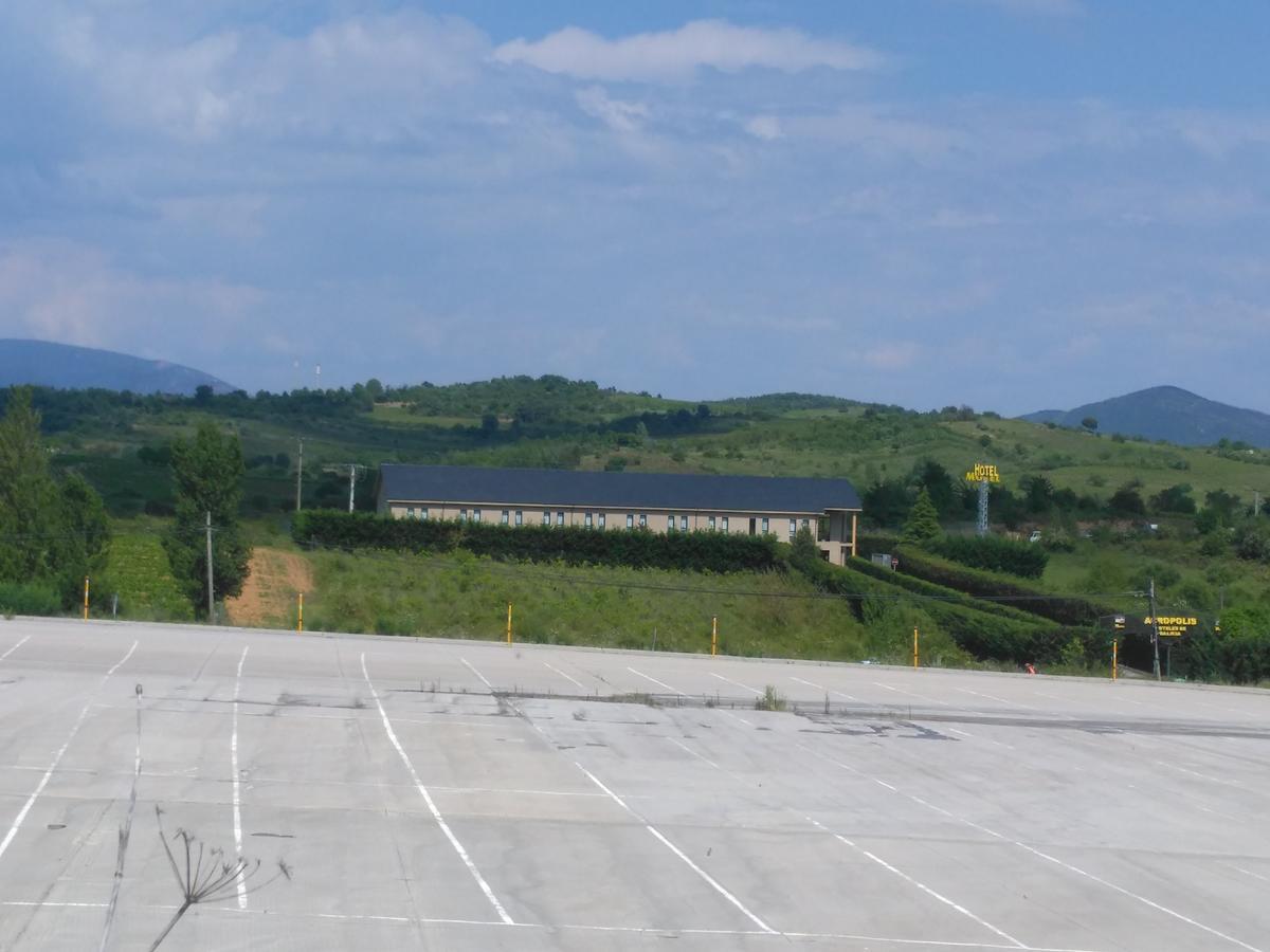 Motel Acropolis Camponaraya Екстериор снимка