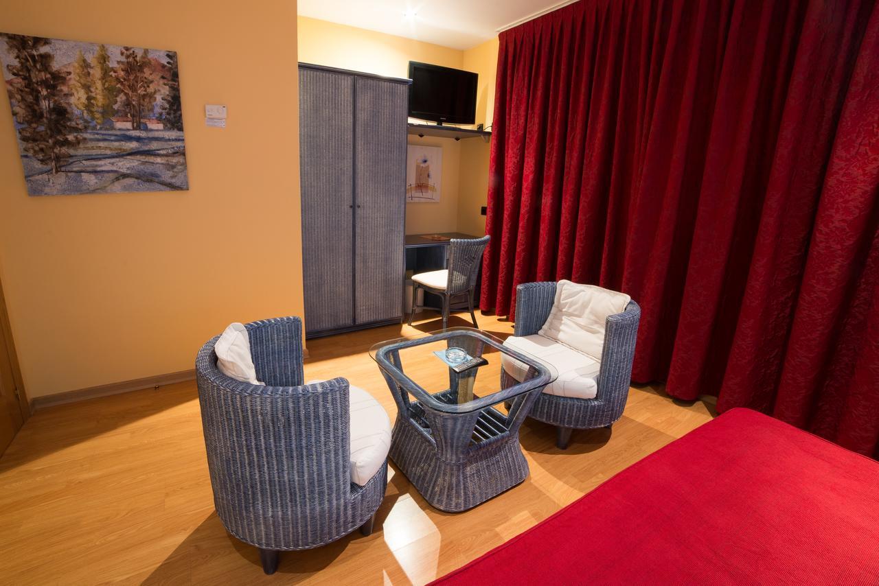 Motel Acropolis Camponaraya Екстериор снимка